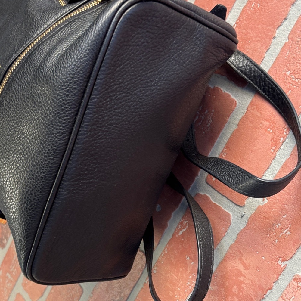 MICHAEL Michael Kors
BLACK LEATHER MEDIUM RHEA BACKPACK - Picture 5 of 12